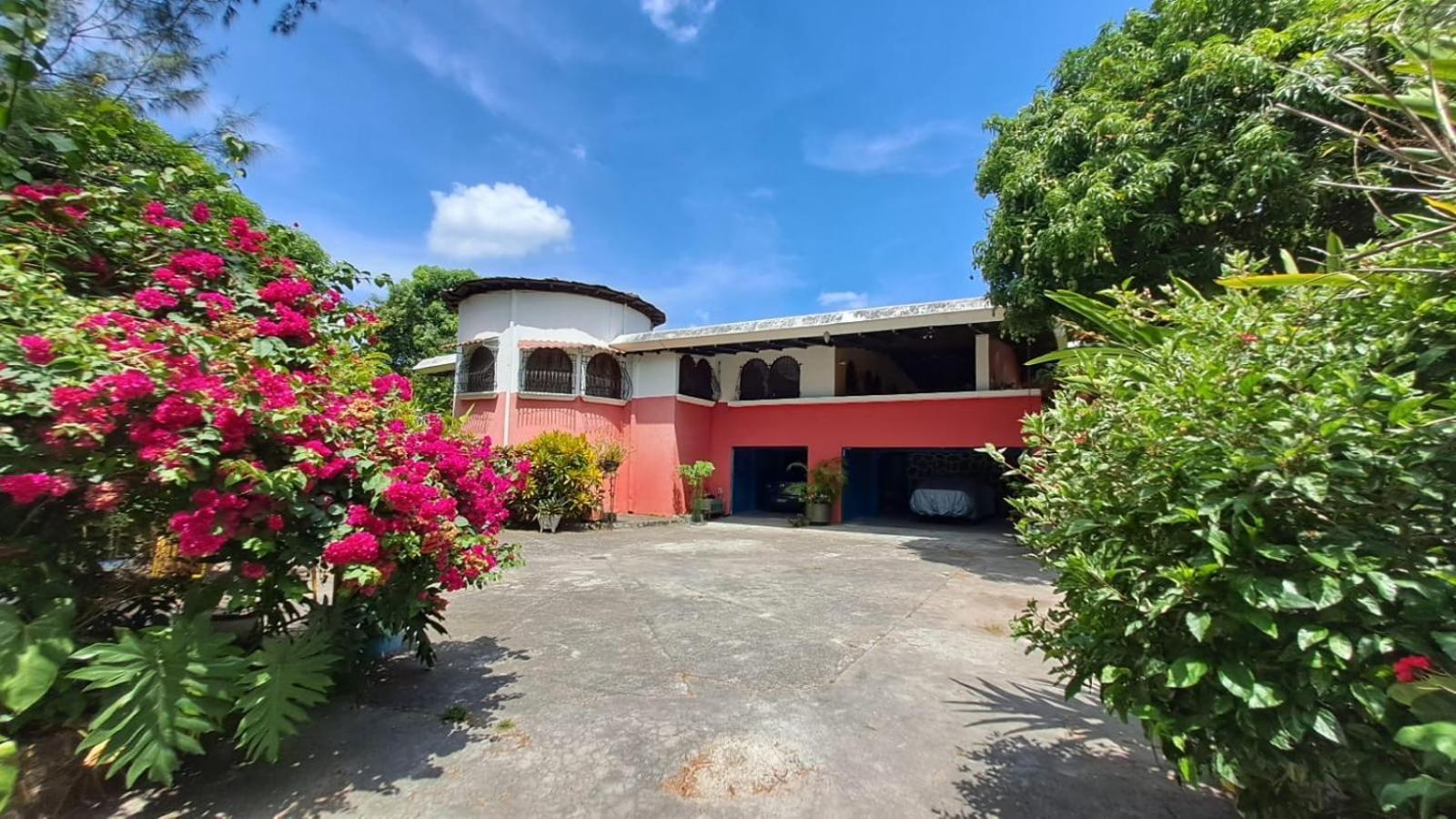 Rustico Inn San Salvador